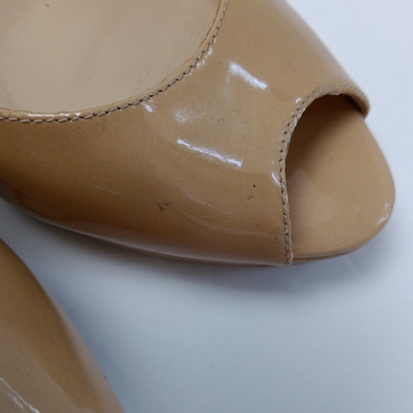 Jimmy Choo Patent Leather Sling Back Peep Toe Heels - Picture 4 of 14
